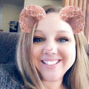 Meet your Posher, Lindsey